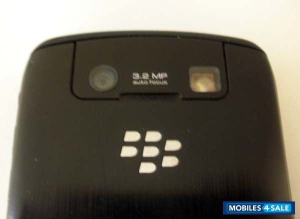 Black BlackBerry Curve 8900